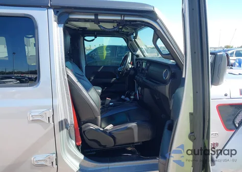 2020 Jeep Wrangler Unlimited Rubicon Recon 4X4 from USA, damaged, VIN 1C4HJXFN0LW265613